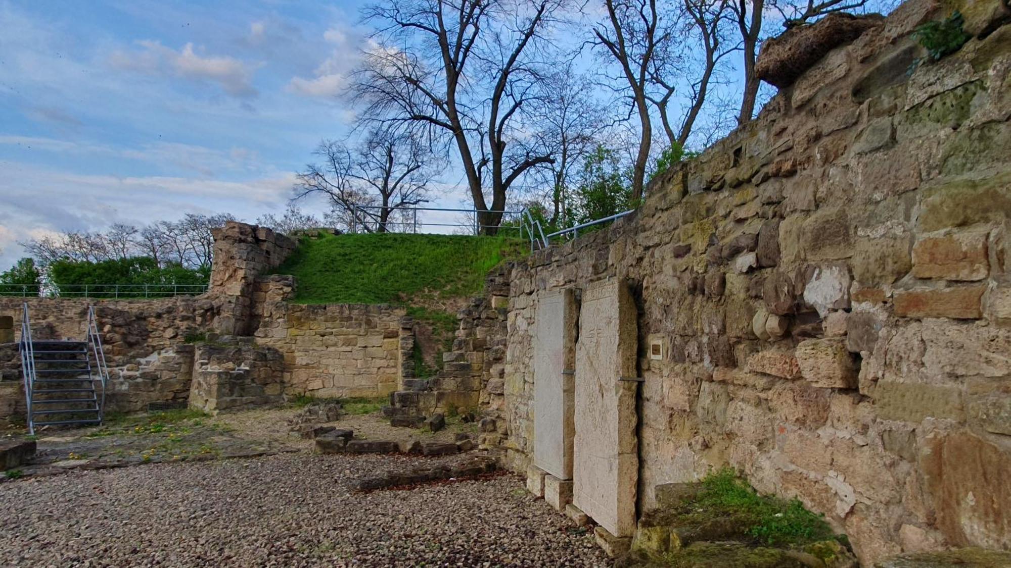 Ferienwohnungen An Der Schlossruine Herbsleben Buitenkant foto