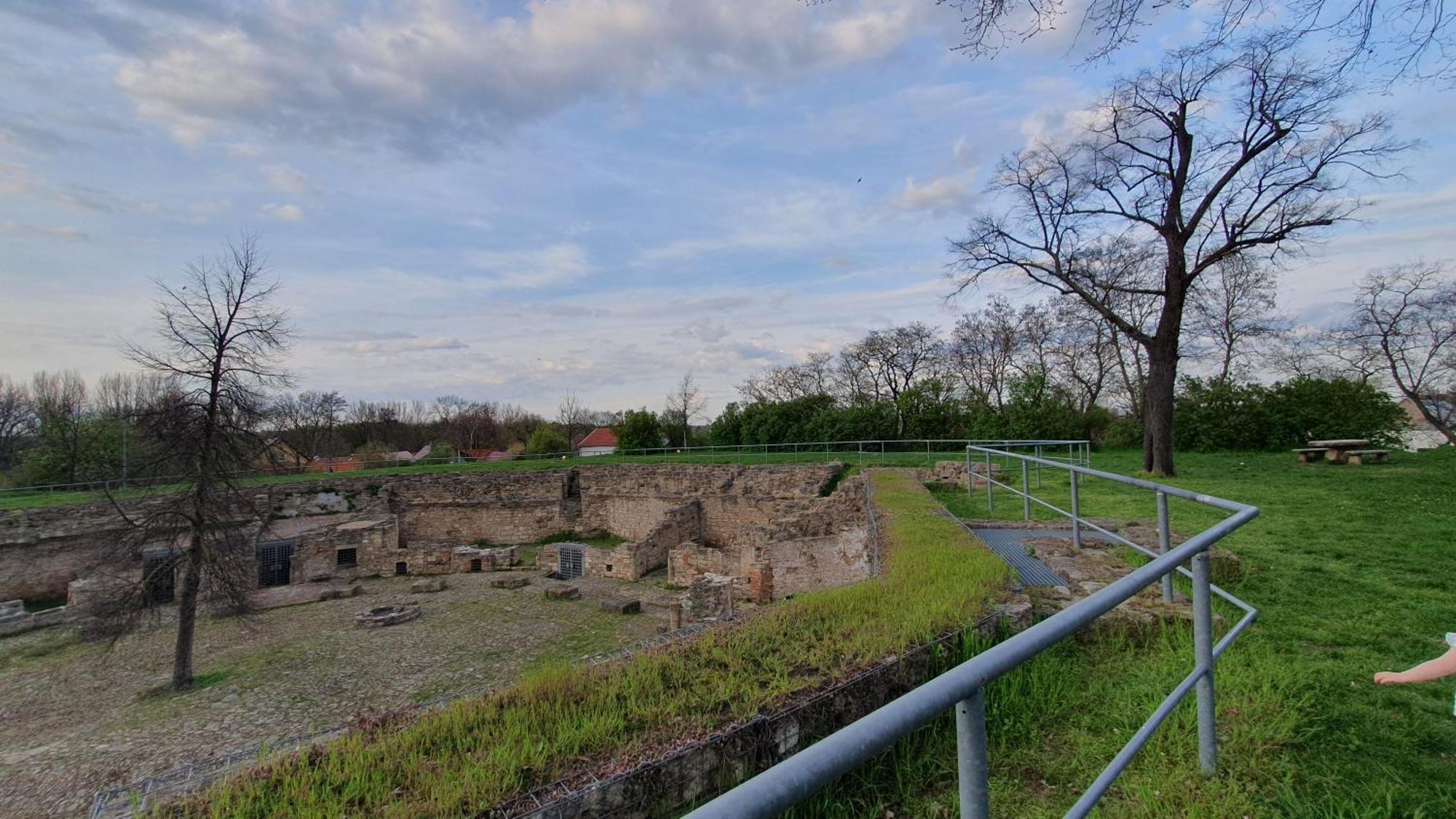 Ferienwohnungen An Der Schlossruine Herbsleben Buitenkant foto